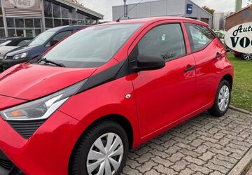 Toyota Aygo (X) 13.900 km 11.890 &euro; Bad Segeberg 23795