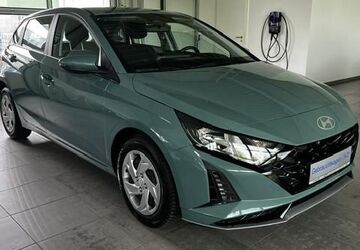 Hyundai i20 5.731 km 17.480 &euro; Lübeck 23562
