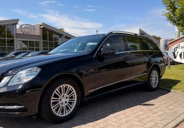 Mercedes-Benz E 200 157.058 km 13.490 &euro; Bad Segeberg 23795