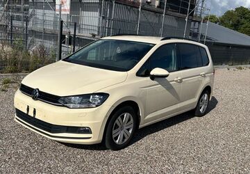VW Touran 436.000 km 8.999 &euro; Ratzeburg bei Hamburg 23909