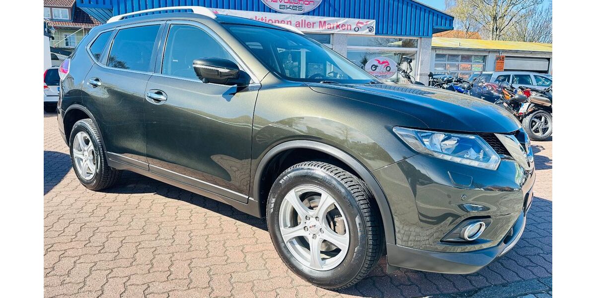Nissan X-Trail 152.000 km 14.990 &euro; Lübeck 23556