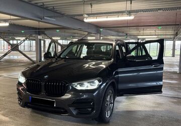 BMW X3 168.000 km 27.100 &euro; Lübeck 23558
