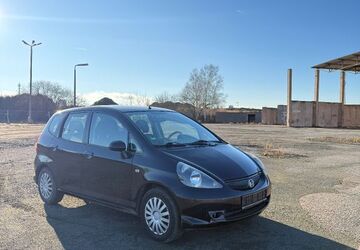 Honda Jazz 135.013 km 2.700 &euro; Lübeck 23556