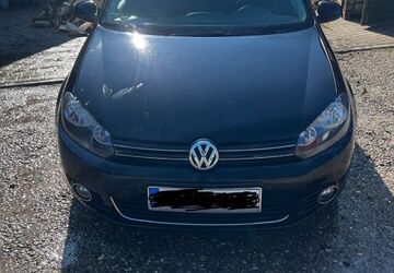 VW Golf 281.000 km 4.990 &euro; Ahrensbök 23623