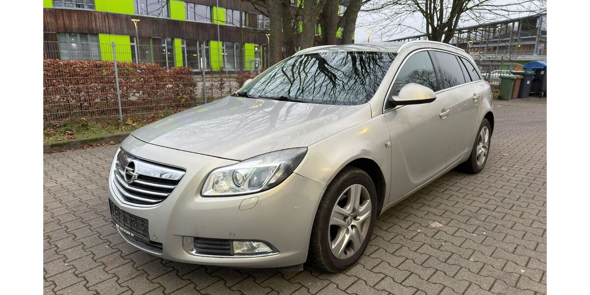 Opel Insignia 257.500 km 2.399 &euro; Lübeck 23560