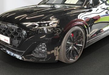 Audi Q8 2.000 km 104.880 &euro; Lübeck 23556