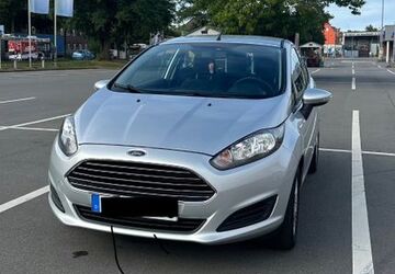 Ford Fiesta 126.000 km 4.990 &euro; Lübeck 23564