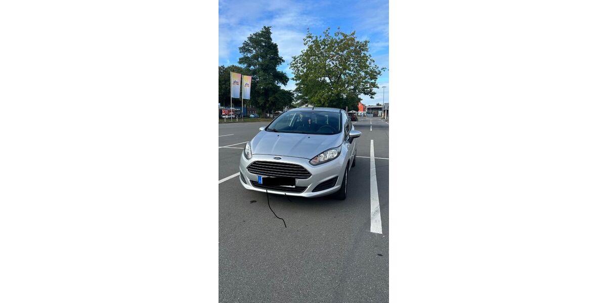 Ford Fiesta 126.000 km 4.990 &euro; Lübeck 23564