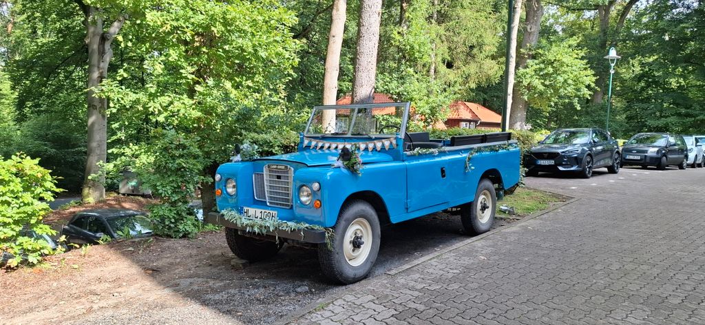 Land Rover Serie III 99.999 km 17.999 &euro; Lübeck 23568