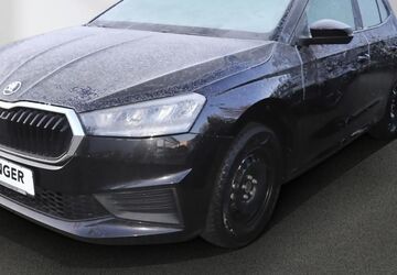 Skoda Fabia 18.100 km 17.580 &euro; Lübeck 23560