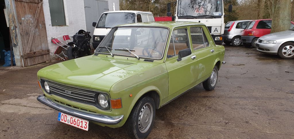 Fiat 127 89.000 km 2.990 &euro; Lübeck 23568