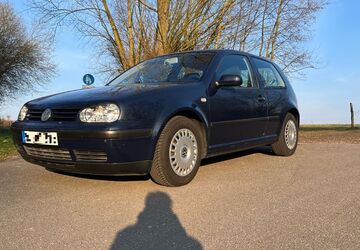 VW Golf 80.900 km 4.200 &euro; Hamberge 23619
