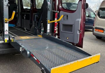 Mercedes-Benz Sprinter 66.000 km 27.990 &euro; Lübeck 23560