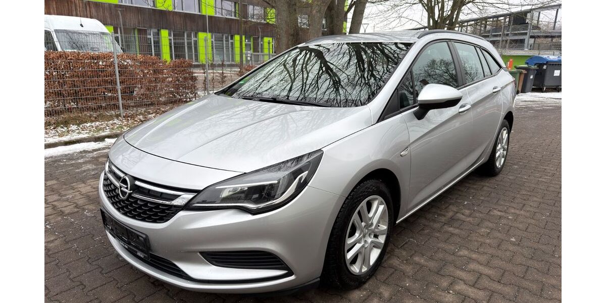 Opel Astra 215.000 km 5.299 &euro; Lübeck 23560