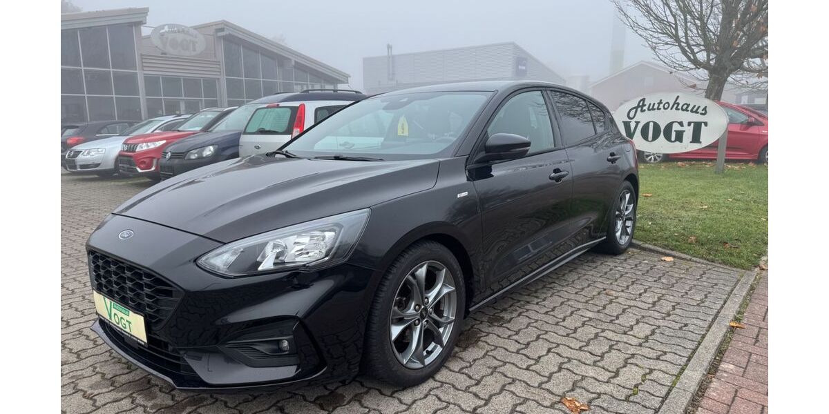 Ford Focus 56.191 km 17.490 &euro; Bad Segeberg 23795