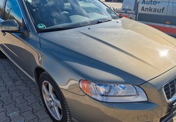 Volvo V70 199.000 km 5.900 &euro; Lübeck 23560