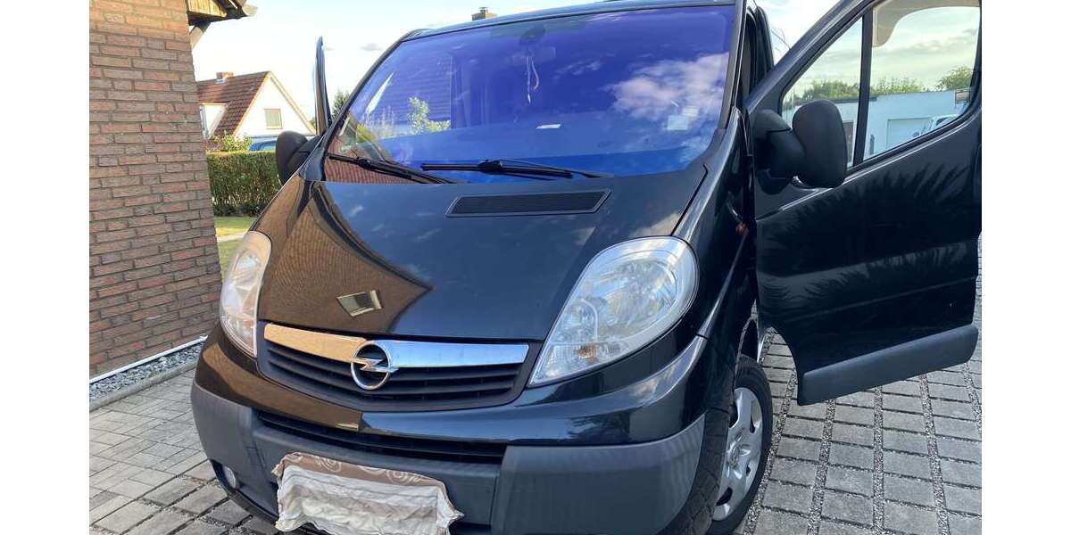 Opel Vivaro 201.000 km 12.000 &euro; Lübeck 23570