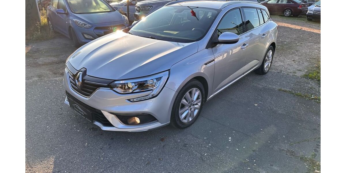 Renault Megane 80.480 km 12.980 &euro; Ahrensbök 23623