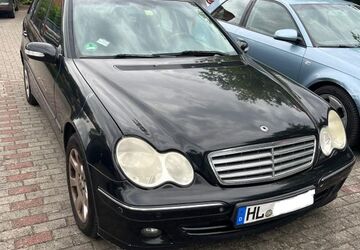 Mercedes-Benz C 200 521.000 km 1.000 &euro; Lübeck 23558