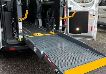 Ford Transit 102.800 km 33.990 &euro; Lübeck 23560