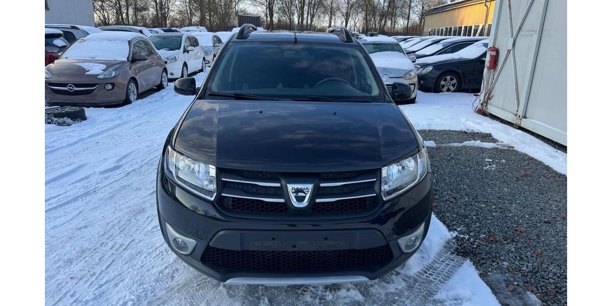 Dacia Sandero 92.000 km 6.699 &euro; Stockelsdorf 23617