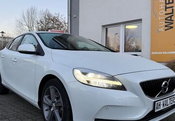 Volvo V40 98.014 km 16.885 &euro; Stockelsdorf bei Lübeck 23617