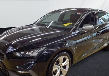 Seat Leon 17.950 km 27.880 &euro; Bad Schwartau 23611