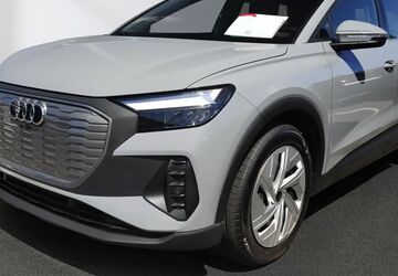 Audi Q4 e-tron 25.500 km 28.450 &euro; Lübeck 23556