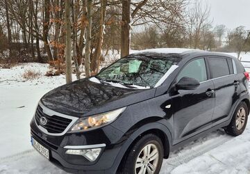 Kia Sportage 127.000 km 8.600 &euro; Ahrensbök 23623