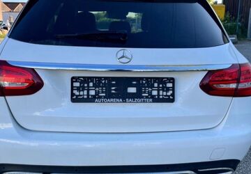 Mercedes-Benz C 250 268.000 km 12.300 &euro; Lübeck 23560