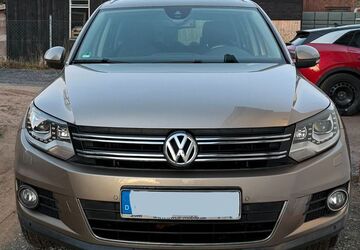VW Tiguan 79.050 km 14.900 &euro; Lübeck 23570