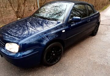 VW Golf 305.112 km 2.480 &euro; Lübeck-Travemünde 23570