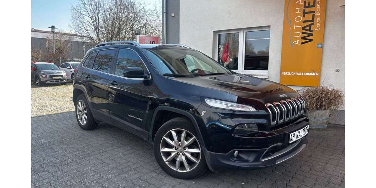 Jeep Cherokee 57.792 km 21.885 &euro; Stockelsdorf 23617