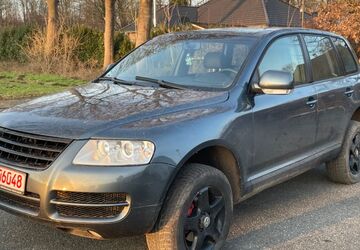 VW Touareg 254.000 km 3.500 &euro; Kastorf 23847