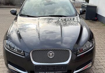 Jaguar XF 233.000 km 6.499 &euro; Lübeck 23569
