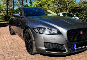 Jaguar XF 172.063 km 17.000 &euro; Mölln 23879