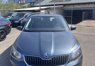 Skoda Fabia 120.463 km 8.400 &euro; Lübeck 23554