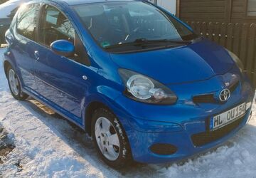 Toyota Aygo (X) 86.350 km 3.500 &euro; Lübeck 23556