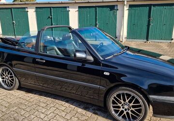 VW Golf 195.000 km 3.499 &euro; Lübeck 23556