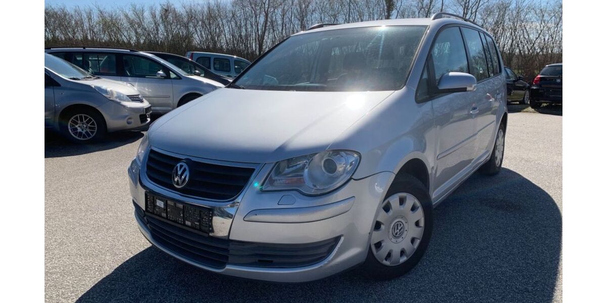 VW Touran 288.000 km 3.900 &euro; Stockelsdorf (Lübeck) 23617