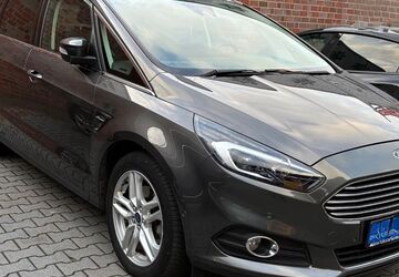 Ford S-Max 90.000 km 16.500 &euro; Bad Oldesloe 23843