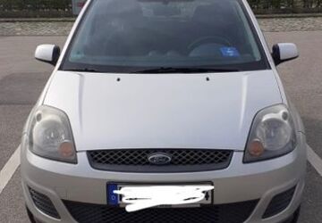 Ford Fiesta 173.000 km 1.450 &euro; Lübeck 23566