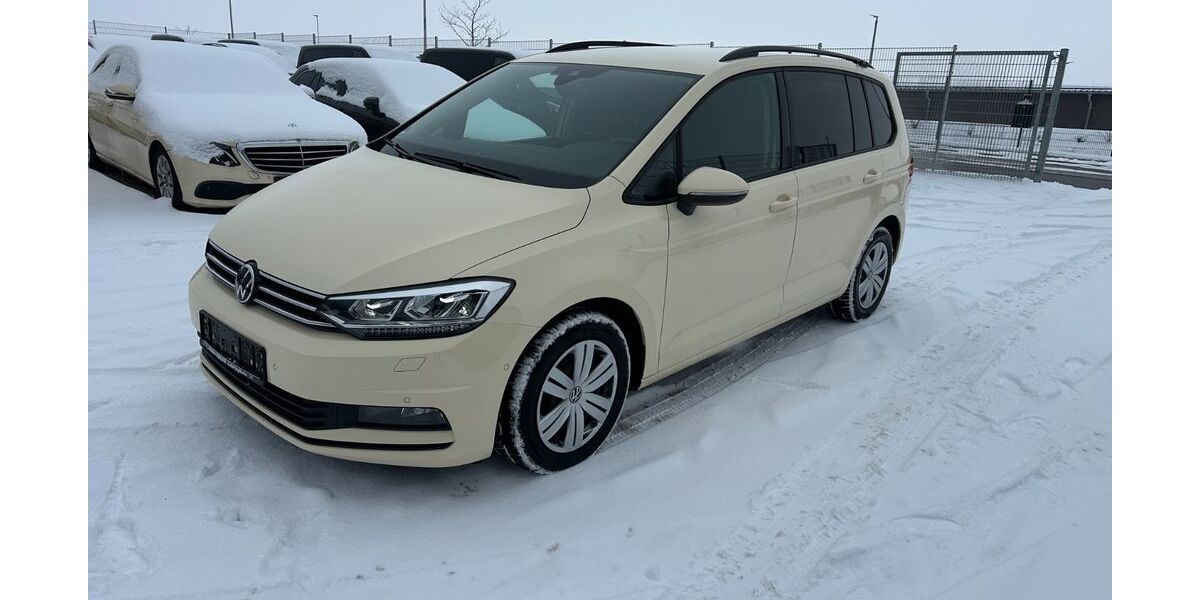 VW Touran 198.000 km 14.999 &euro; Ratzeburg bei Hamburg 23909