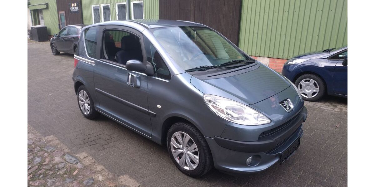 Peugeot 1007 100.729 km 2.499 &euro; Elmenhorst 23869
