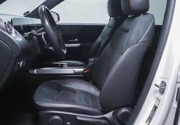 Mercedes-Benz EQB 21.696 km 42.790 &euro; Lübeck 23556