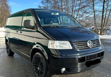 VW T5 Multivan 262.000 km 17.990 &euro; Linau 22959