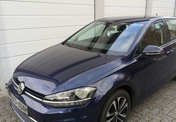VW Golf 112.500 km 13.950 &euro; Lübeck 23556